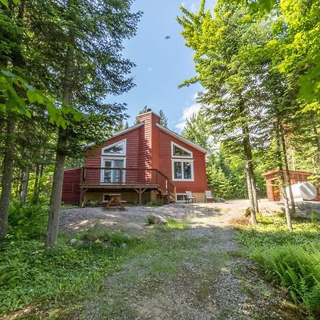 Les Chalets Tourisma - Chalet Dans Les Bois Avec Lac Prive - Le Colibri Saint-Raymond Exterior foto
