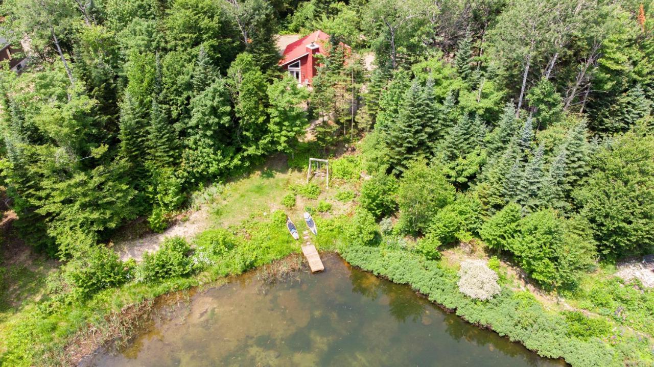 Les Chalets Tourisma - Chalet Dans Les Bois Avec Lac Prive - Le Colibri Saint-Raymond Exterior foto